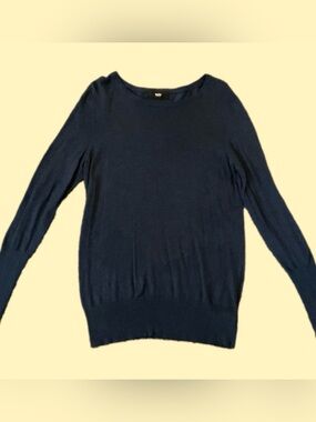 Navy Blue Sweater with Long Cuffs; Mossimo, Women’s Large